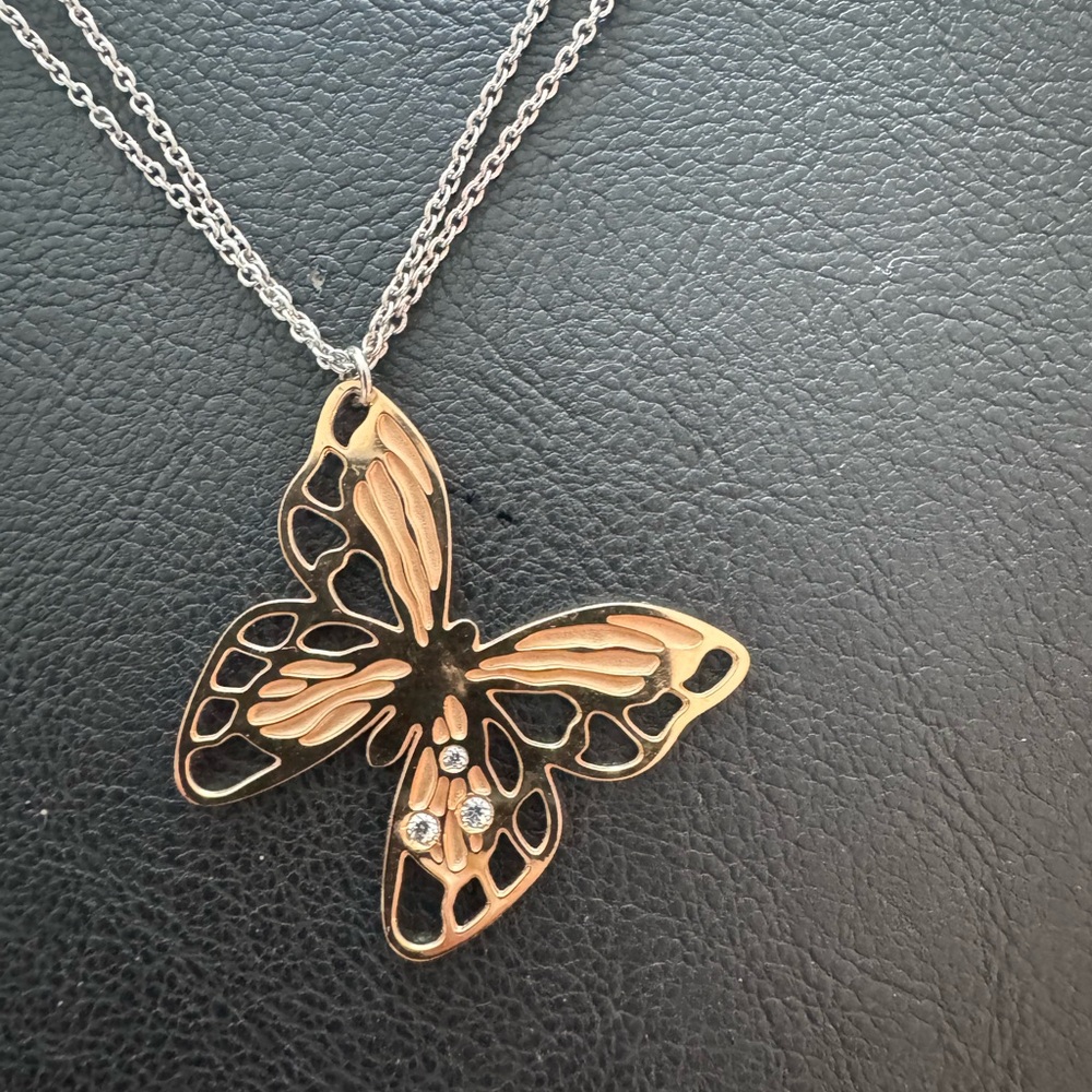 NOMINATION Gold Butterfly Pendant Necklace -Italian Brand 🇮🇹 - Picture 3 of 8